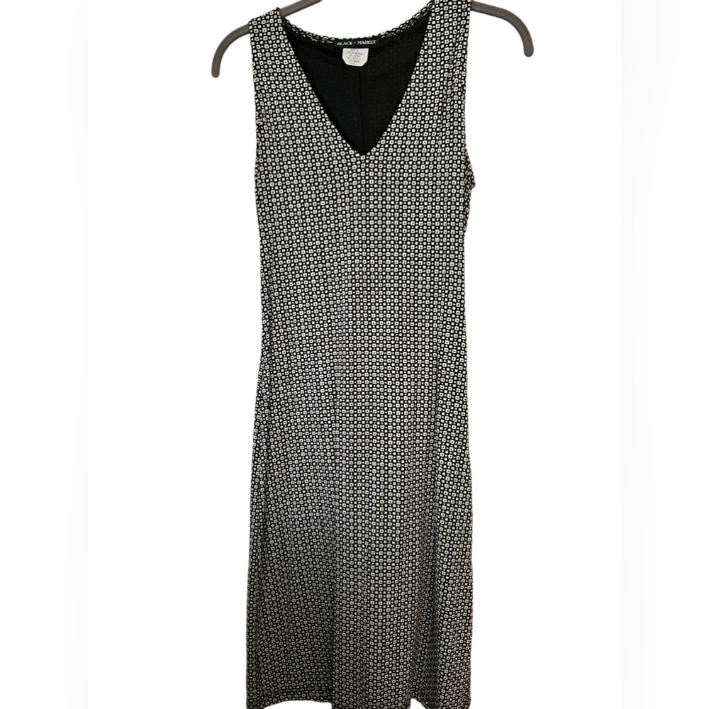 Black Market Simple Sheath Dress - Picture 3 of 6